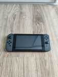 Nintendo switch kolor czarny + 6 gier i dodatki