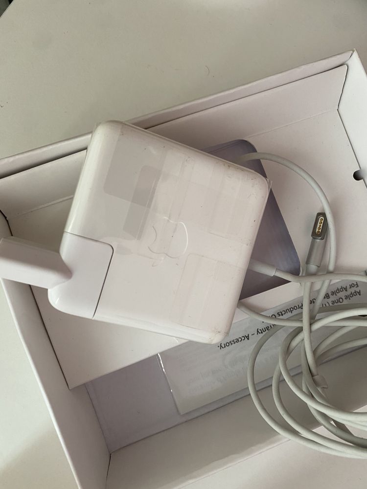 Зарядка к Macbook 60w Power Adapter MagSafe