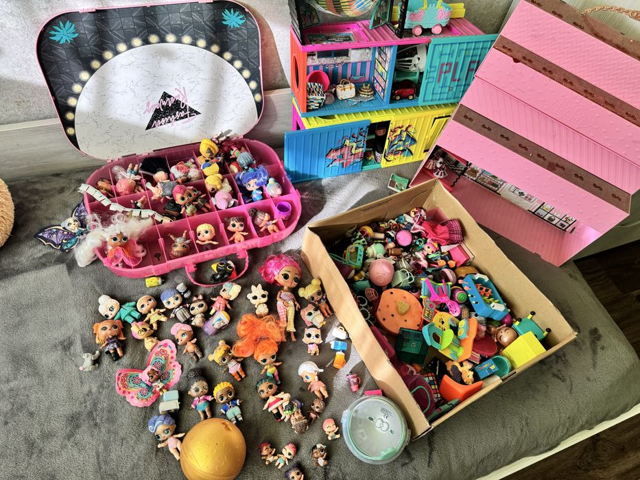 ЛОЛ оригінал ляльки куклы лол подіум сцена будинок