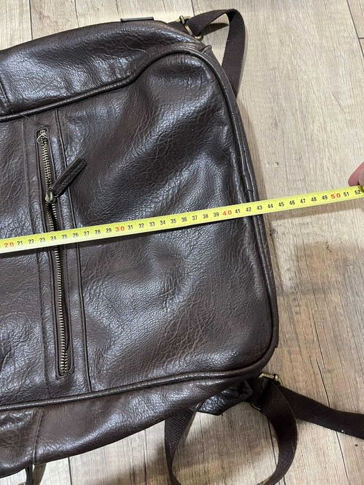 plecak skórzany brązowy kieszeń 2 zamki i kieszeń wew.