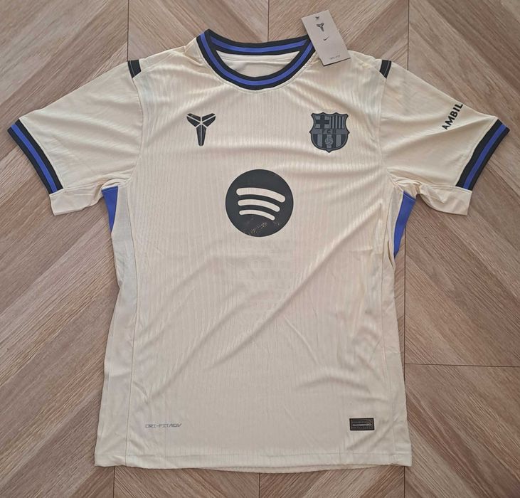 Koszulka FC Barcelona (wersja gracza), nowa Nike #9 Lewandowski away