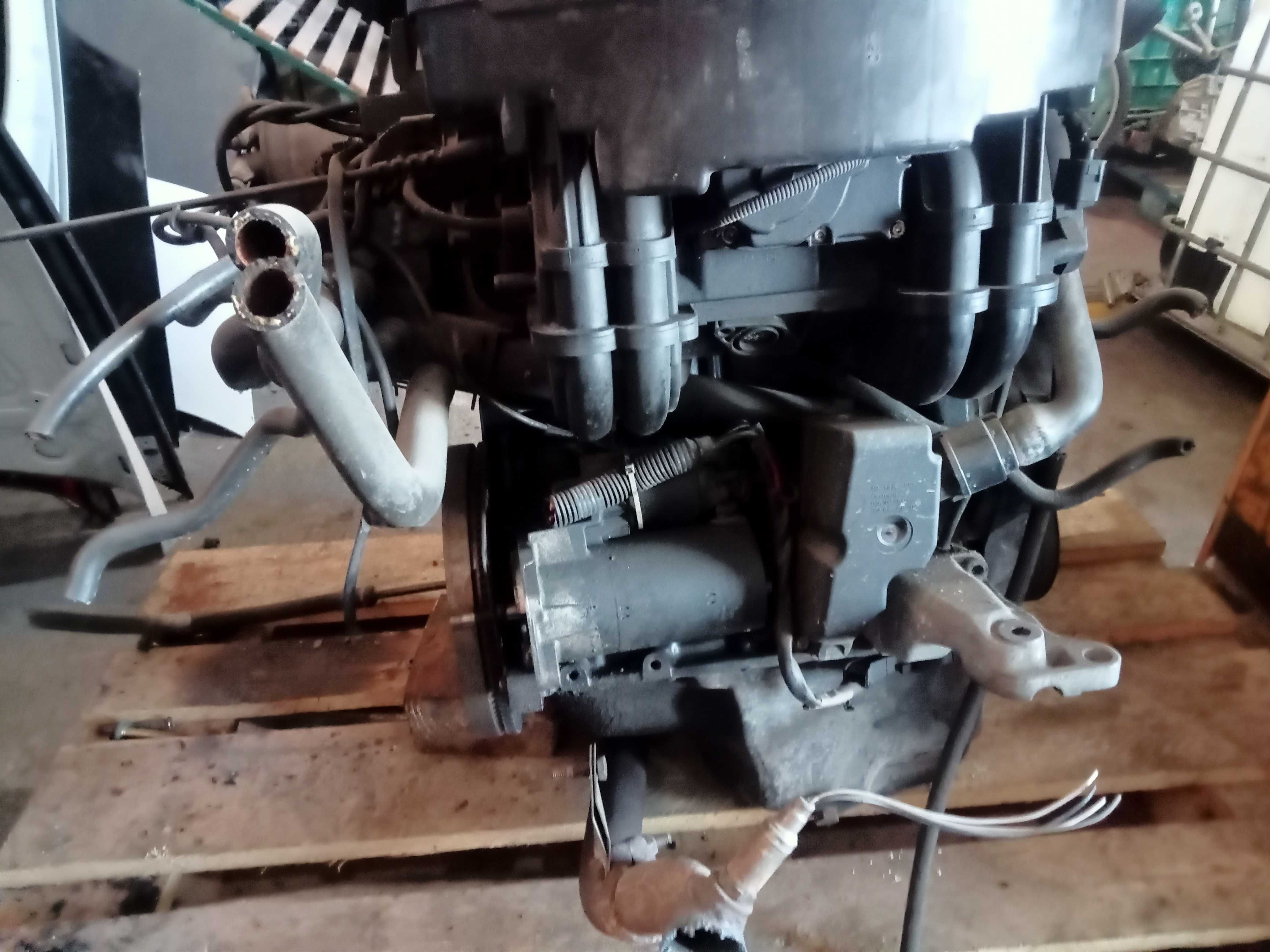 ref12B motor seat ibiza 6K1 gasolina