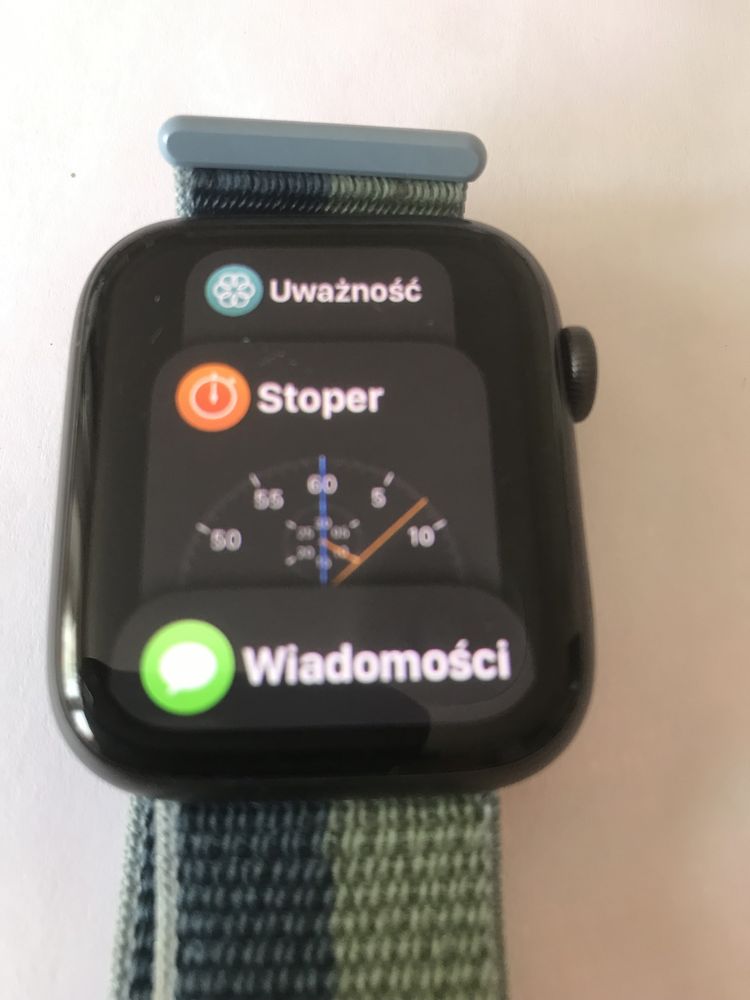 Smart Apple Watch SE 44mm, klasa A- z 2022r.