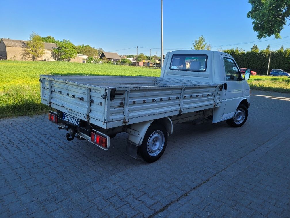 Volkswagen Transporter T4 2.4d R5 80KM skrzynia skrzyniowy doka