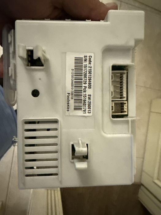 Indesit wisn821 по запчастинам , все що на фото