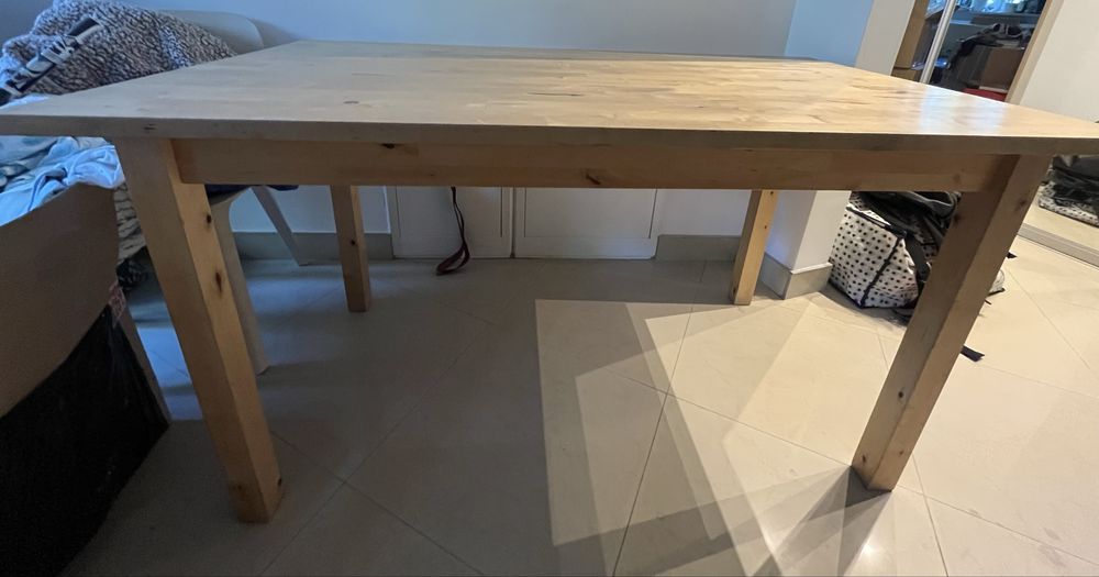 IKEA stół drewniany dla 4 osób