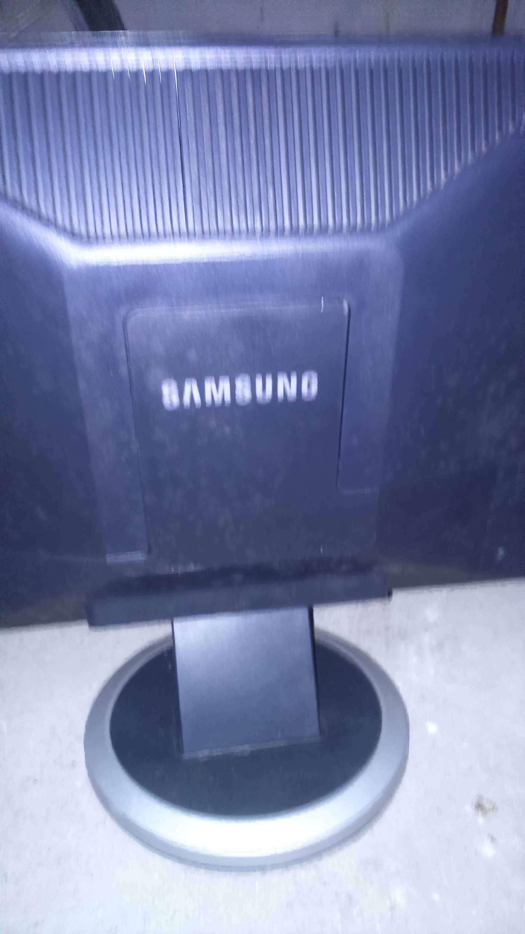 Monitor firmy samsung