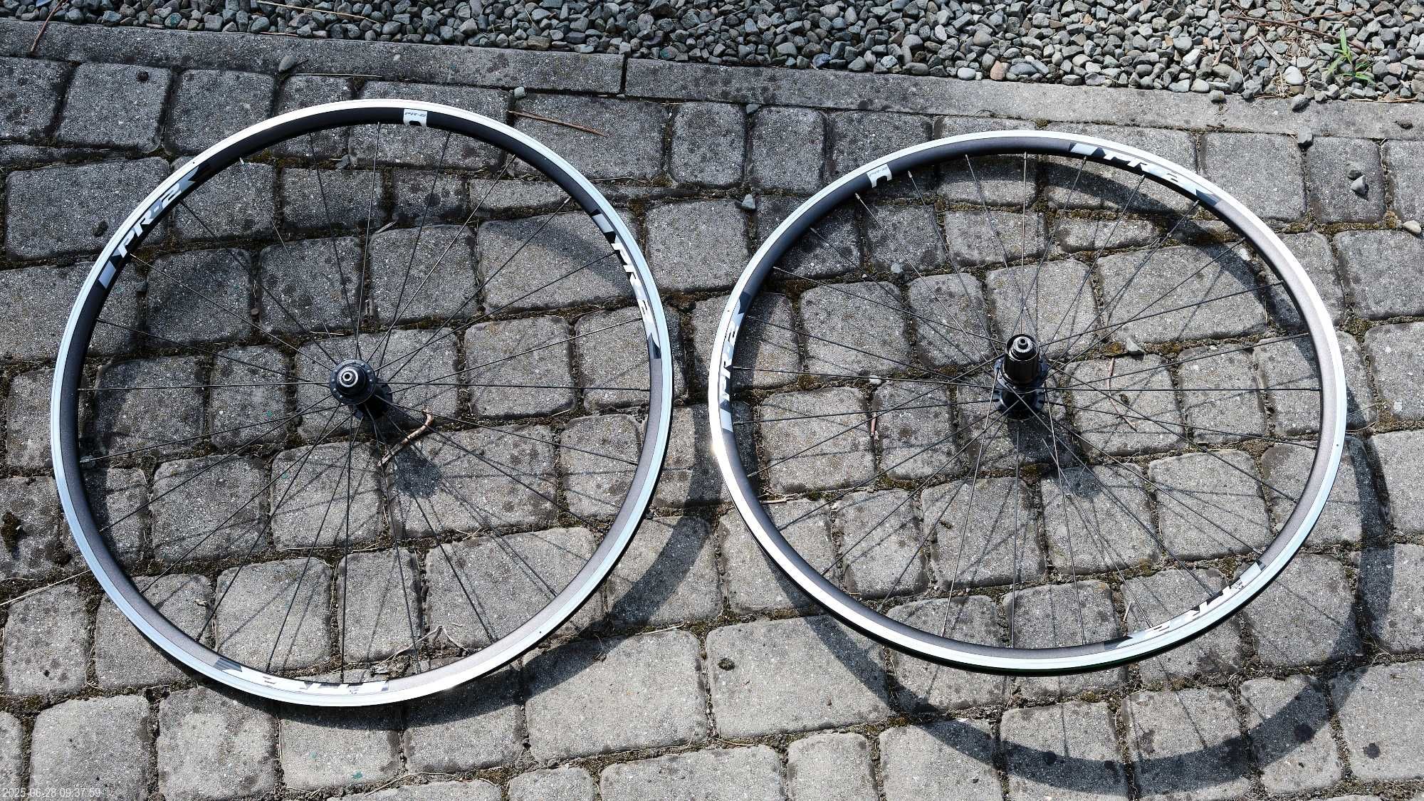 Koła szosowe PR-2, hamulce obręczowe