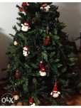 Arvore de Natal com bonecos de neve
