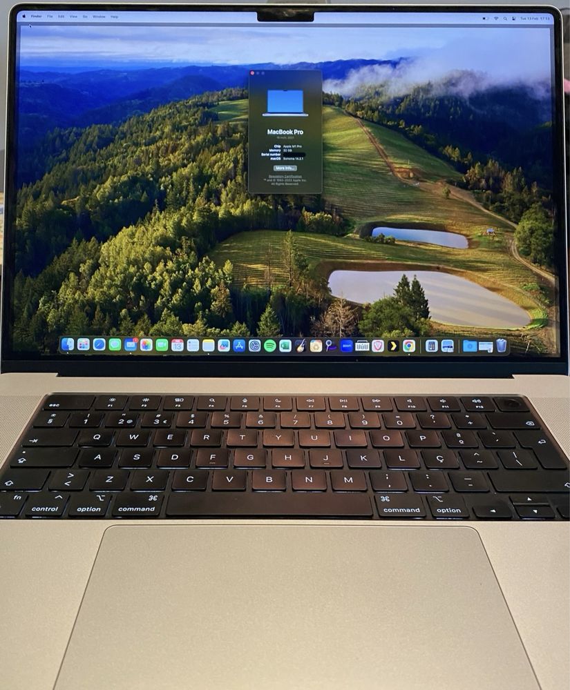 Apple Macbook M1 Pro 16-inch 32gb