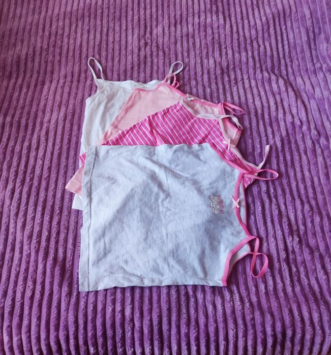 Koszulki dla dziewczynek rozmiar 128