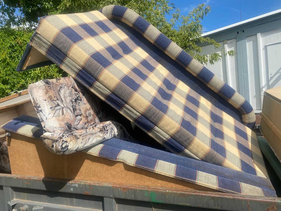 Opróżnianie Mieszkań Sprzątanie Piwnic Garaży Strychów Wywóz Złomu