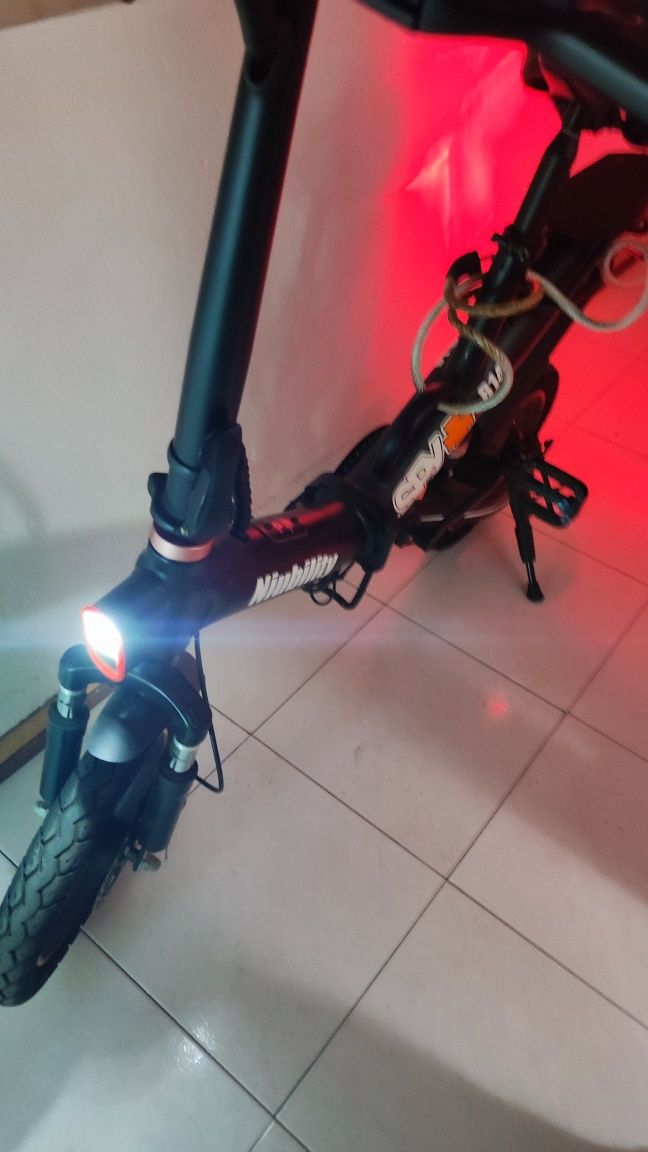 Bicicleta elétrica Niubility b14 dobrável