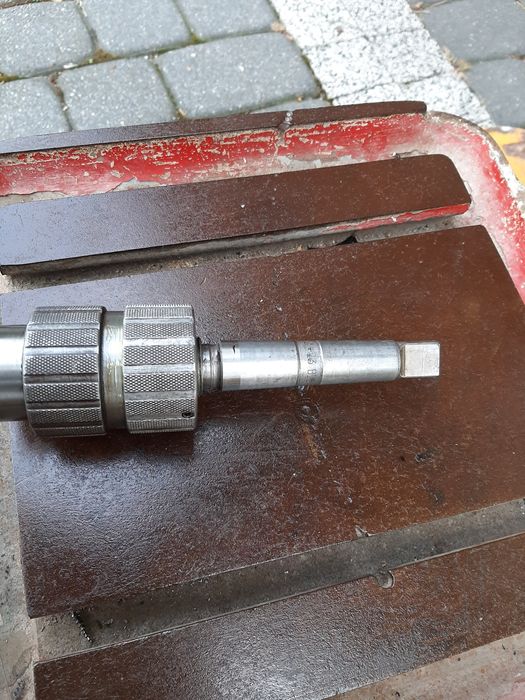 Wiertarka stolowa kolumnowa UT16 (ala WS15 WS-15 WS16 WS-16 )