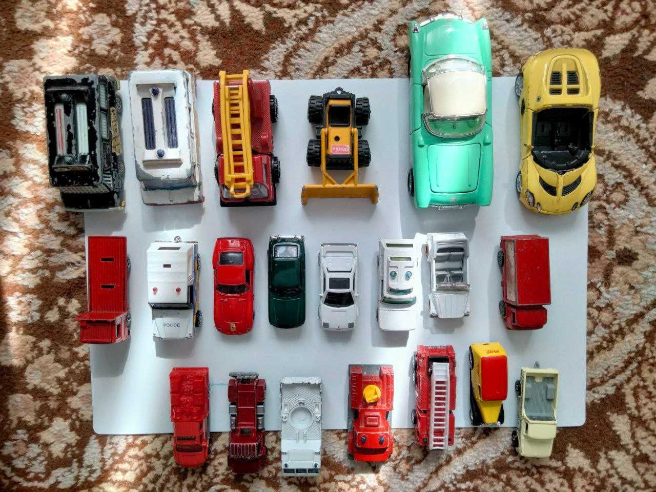 Розпродаж! Машинки, масштабні моделі авто, колекційні модельки іграшки