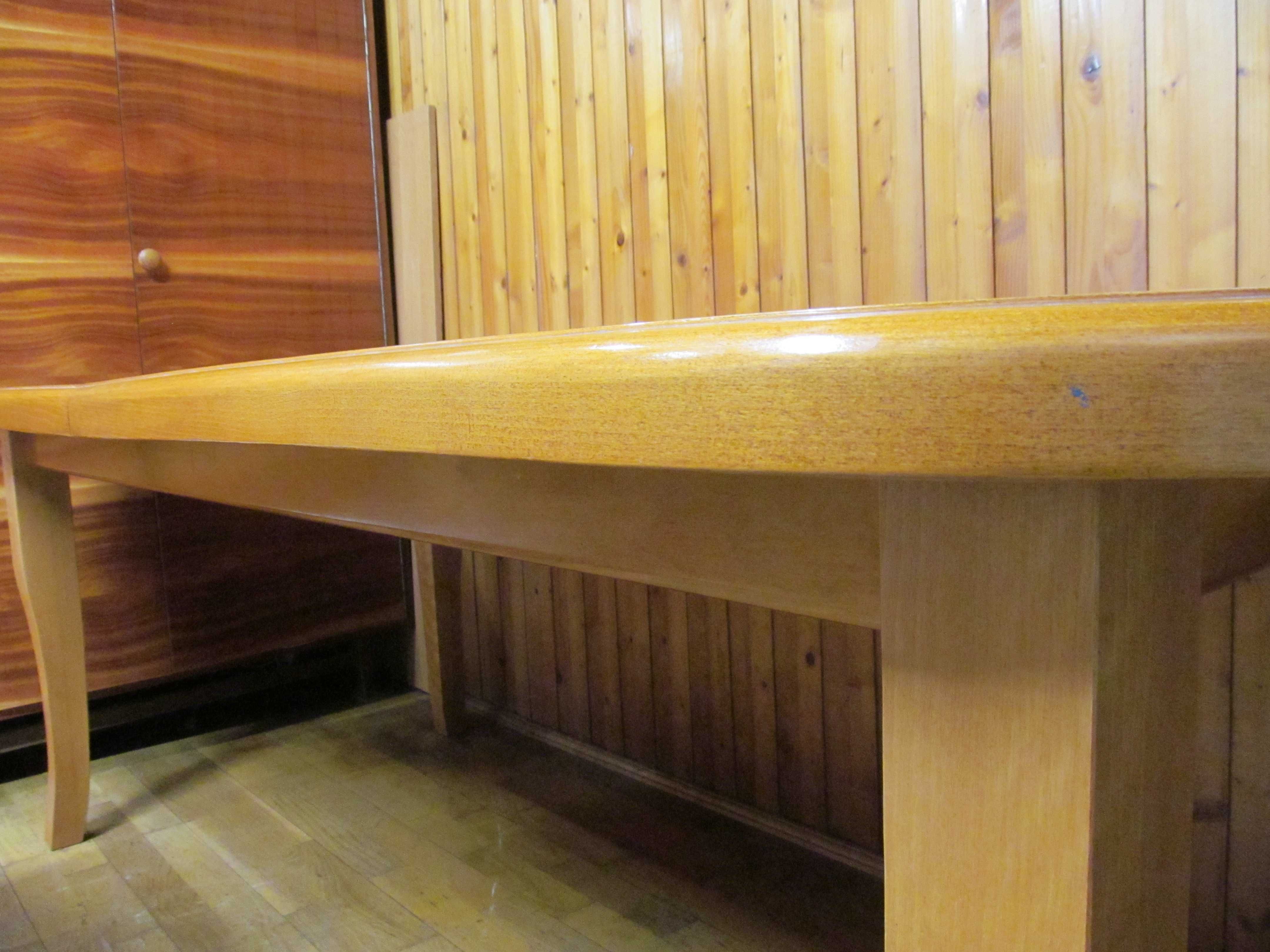 Duży stół z drewna plus 8 krzeseł