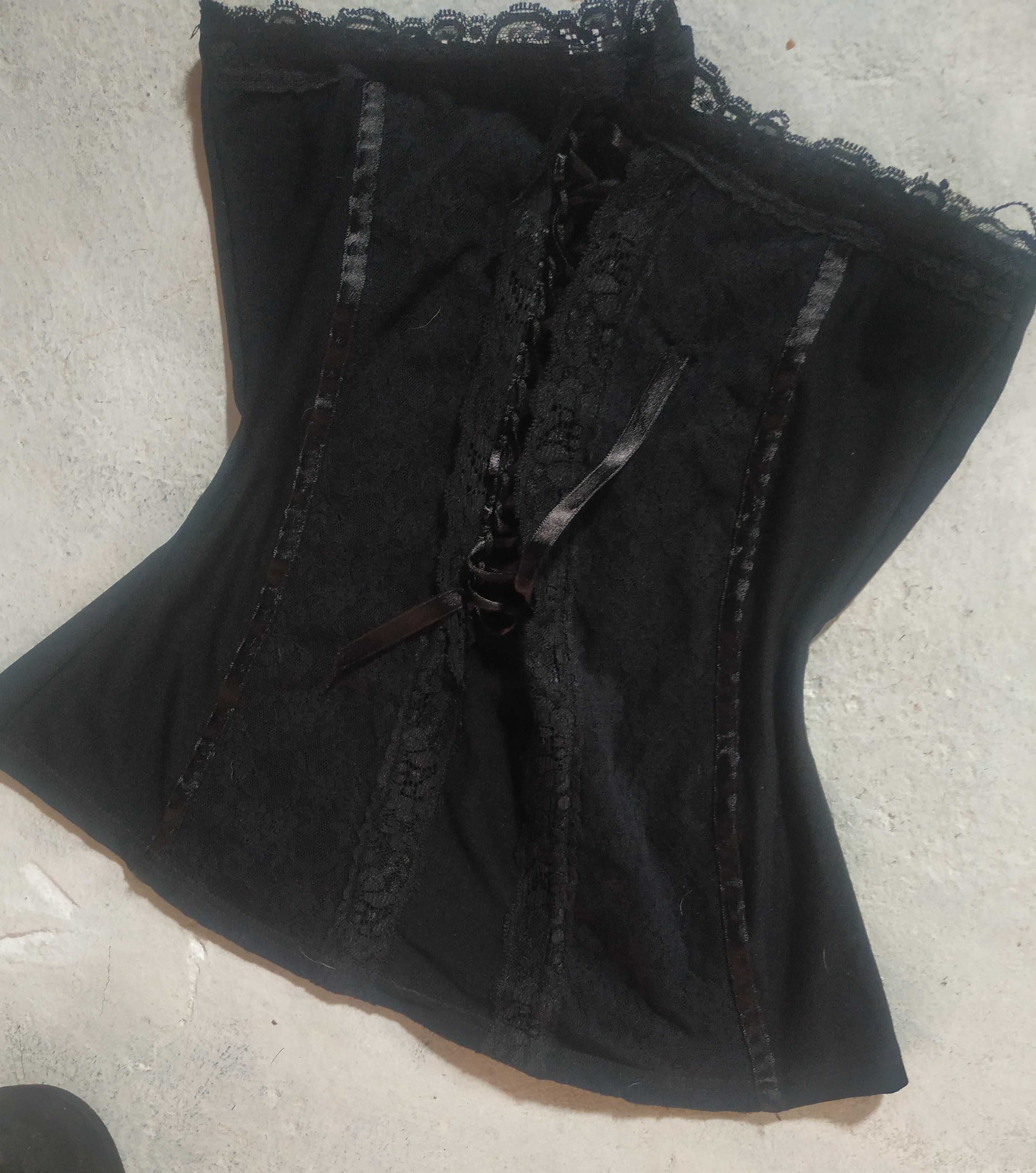 Corpete com laço preto M