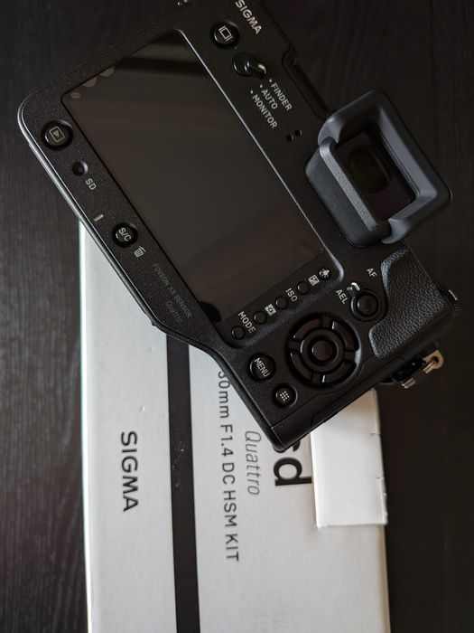 Sigma SD Quattro Foveon + Sigma 30mm f1.4