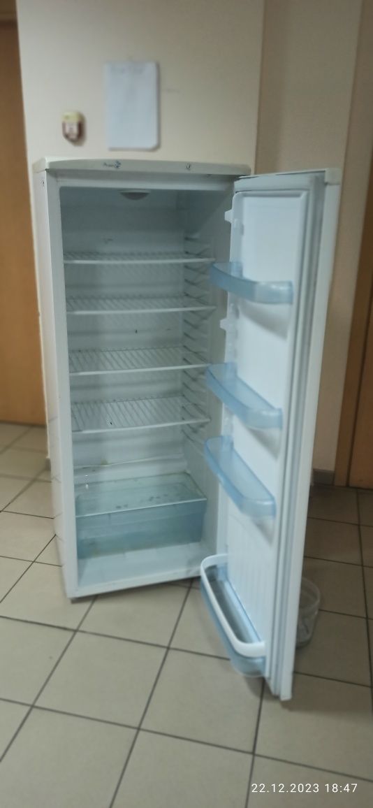 Продам холодильник Норд,морозильная камера.