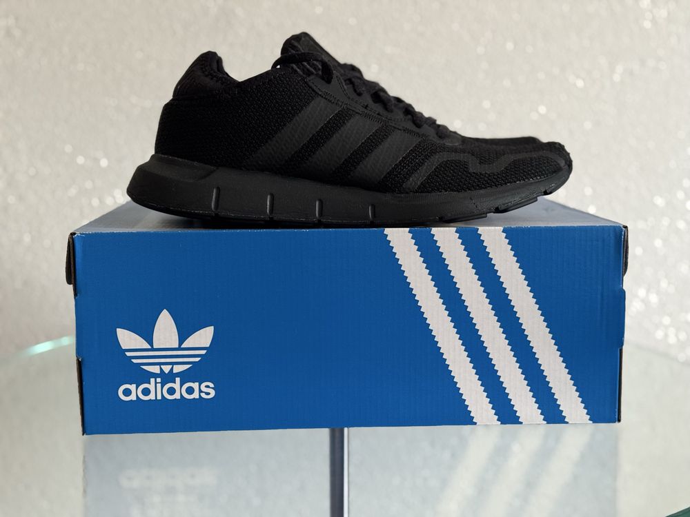 Коосівки Adidas Swift Run X, 42 ( 26,4 см )