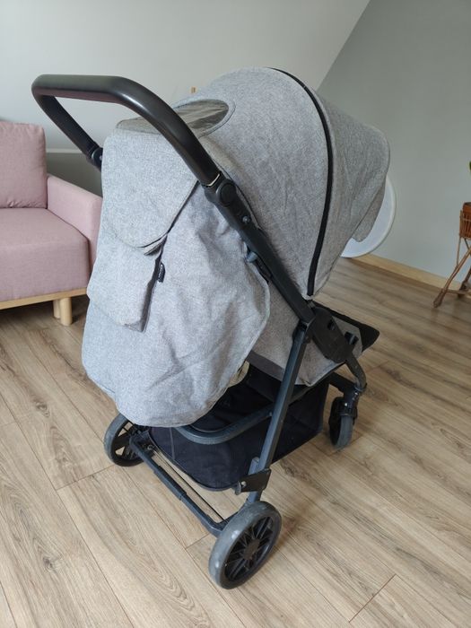 Lekka, szara spacerówka 4baby Moody