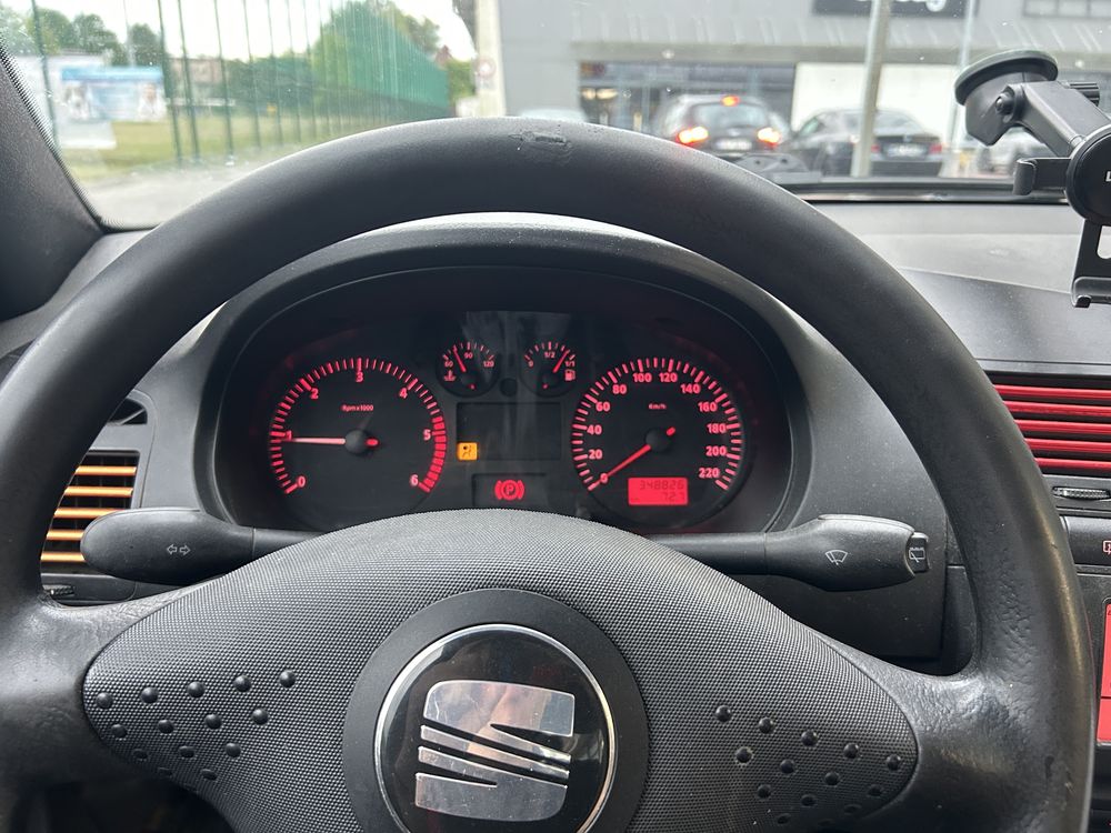 Sprzedam Seat Cordoba 1.9 TDI 2000 rok
