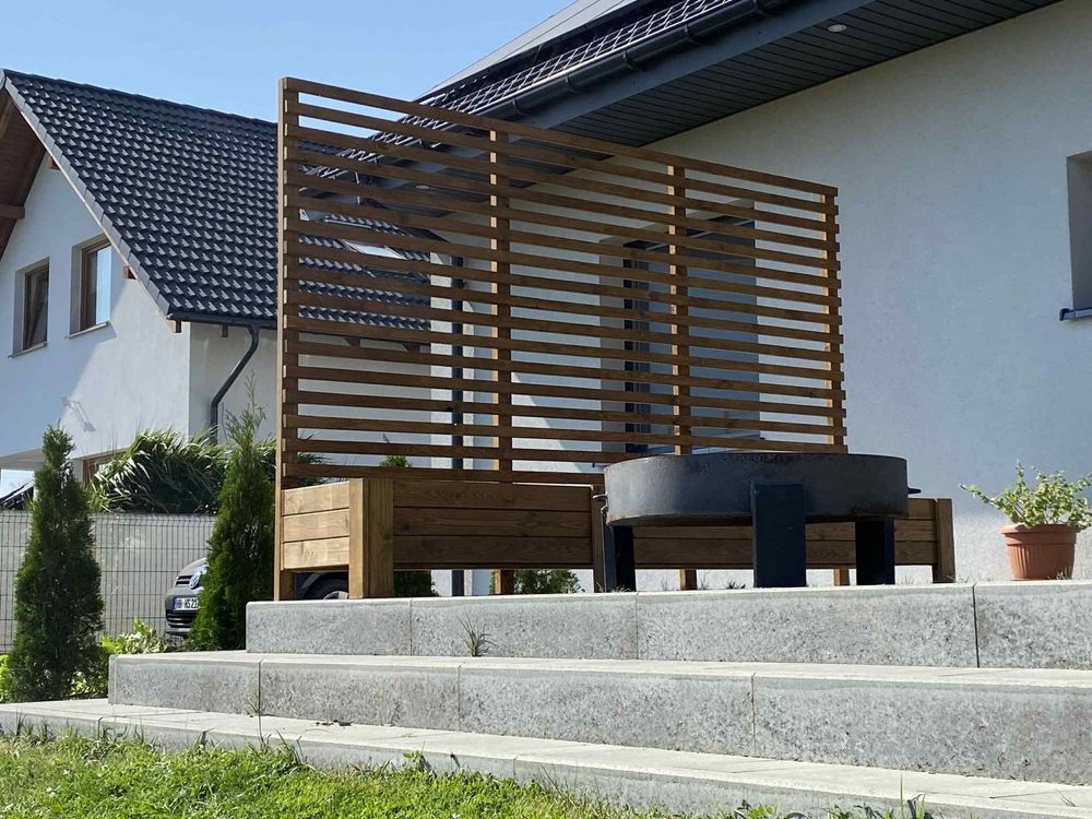 Drewniane konstrukcje ogrodowe – domki, altany, pergole i więcej!