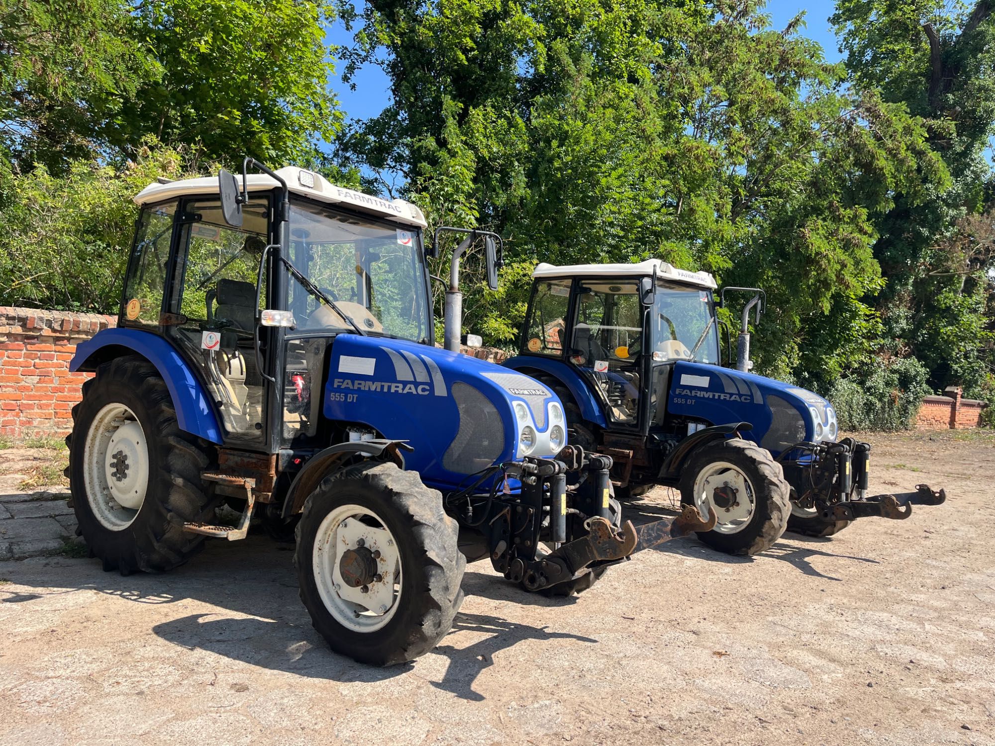 Ciągnik FARMTRAC 555 dt 2016 r tuz przedni