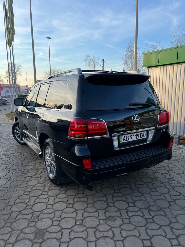 Продам LEXUS LX 570