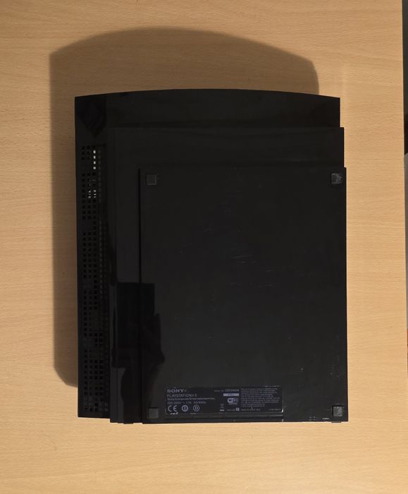 Playstation 3 Fat 80gb + Comando + Jogo