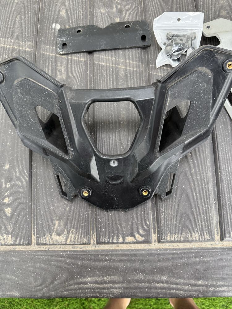 Suporte topcase GIVI  e suporte original BMW R1200GS / BMW R1250GS