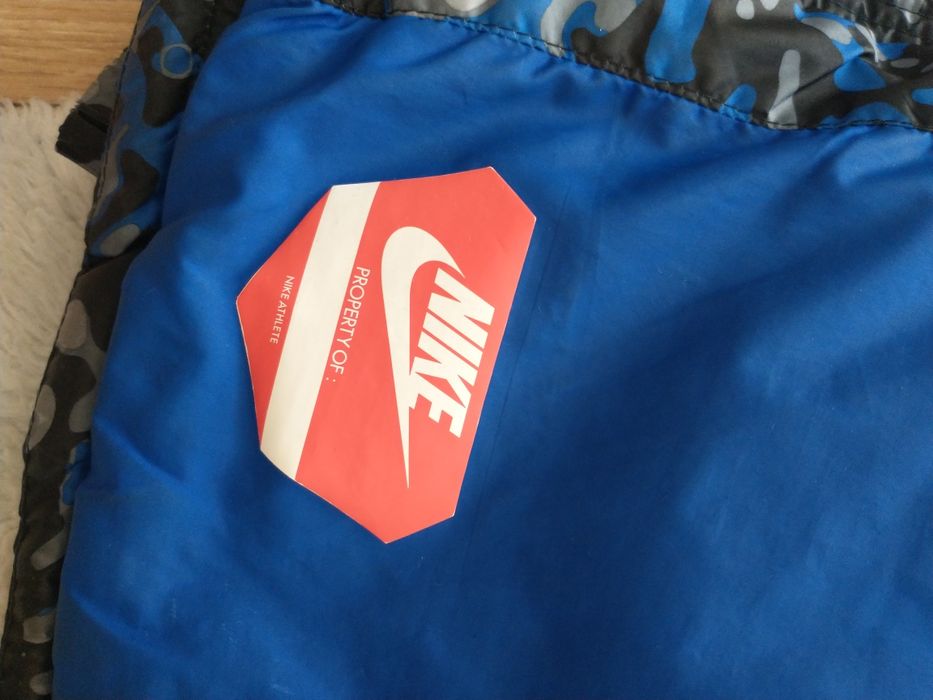 Nike Kurtka chłopięca Alliance GFX, 158-170,XL