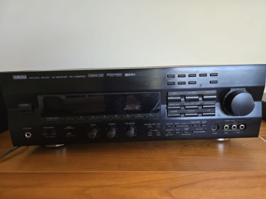 Amplificador Yamaha RX592 RDS 
170€