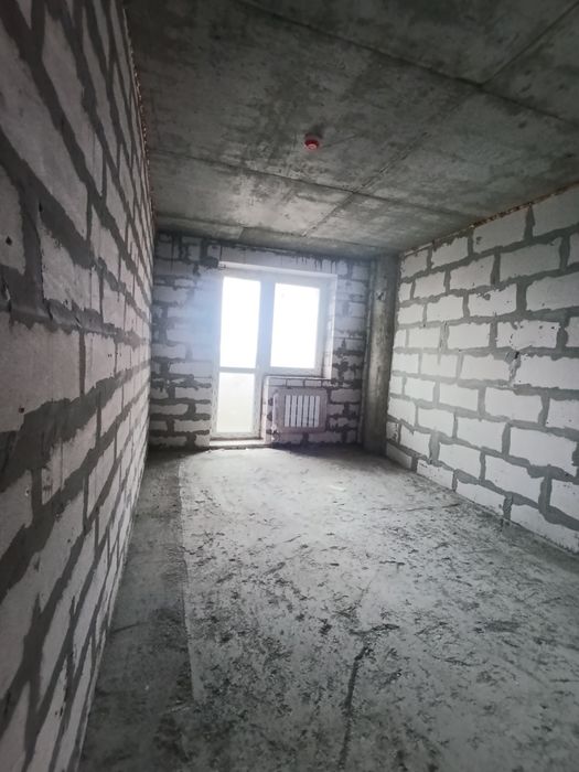 Продам квартиру с классной планировкой, ЖК Дуэт,строительное состояние