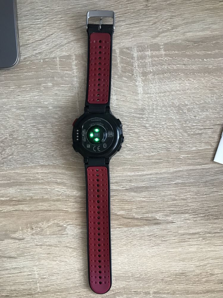 Zegarek sportowy Garmin Forerunner 235