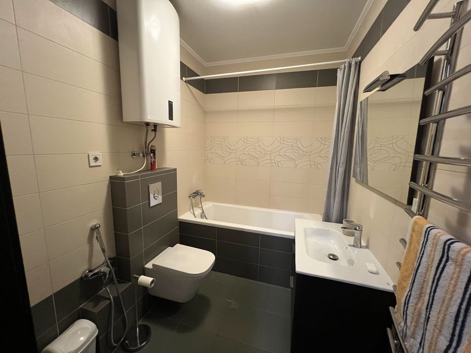 Оренда чотирьох кімнатної двох ярусної квартири по вул Мікльоша