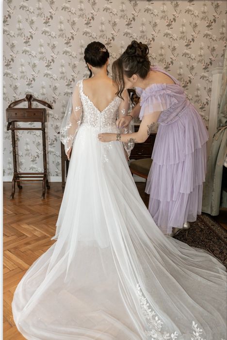 Suknia slubna z trenem