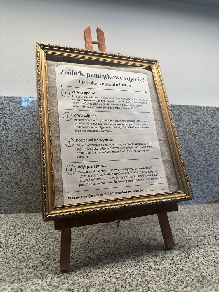 Mini Sztaluga zabejcowana z ramką na wesele ślub instrukcja instax