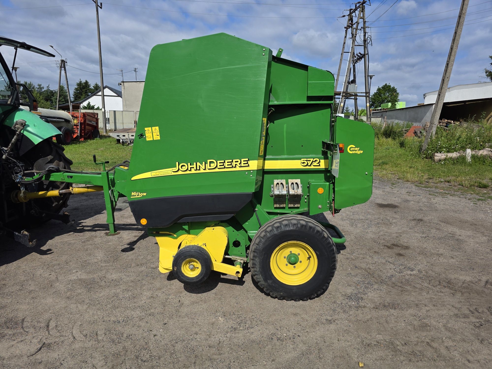 Prasa John deere 572