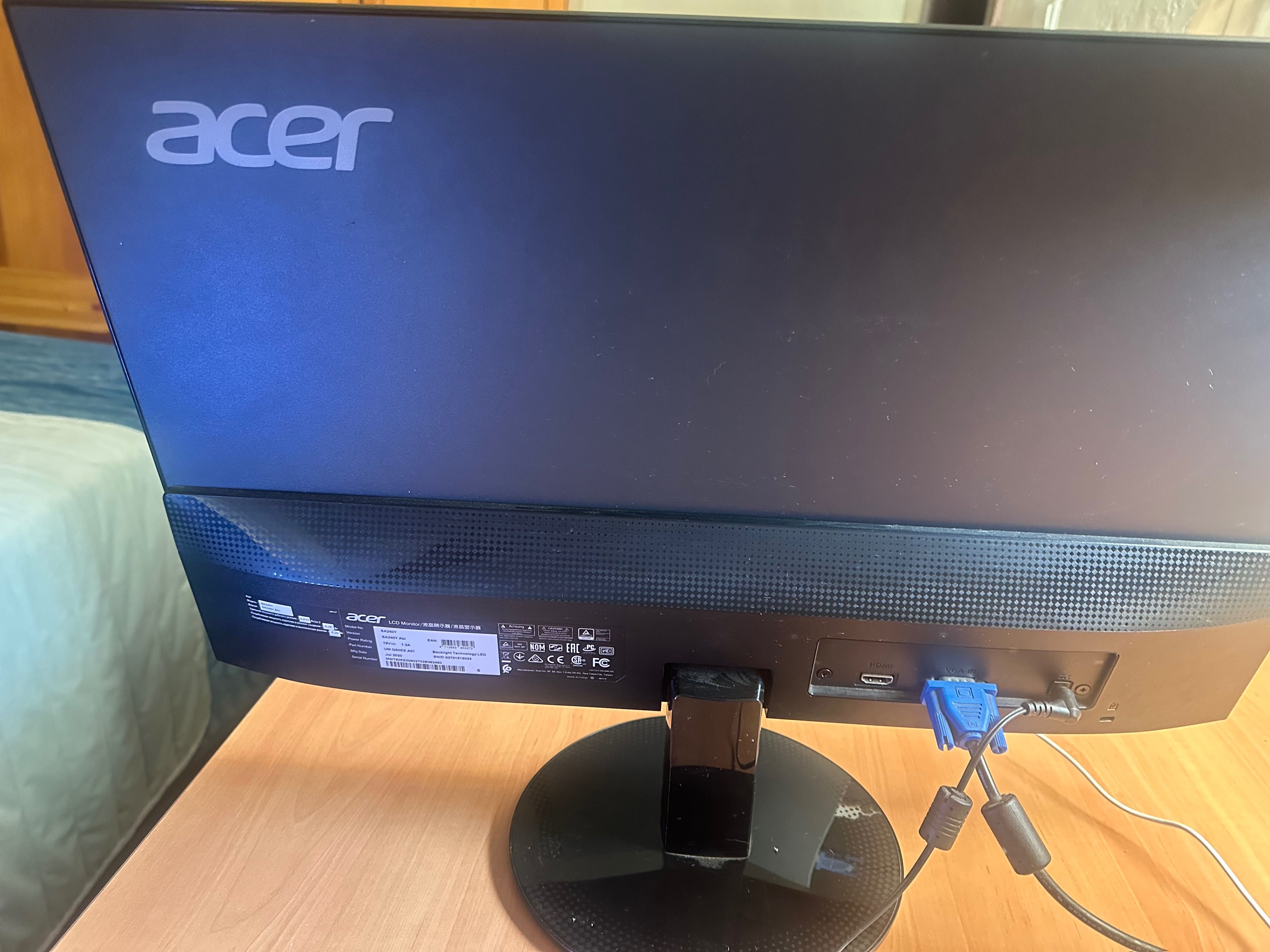 Monitor acer 23,8”