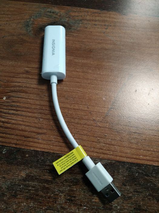 Адаптер Insignia USB to VGA