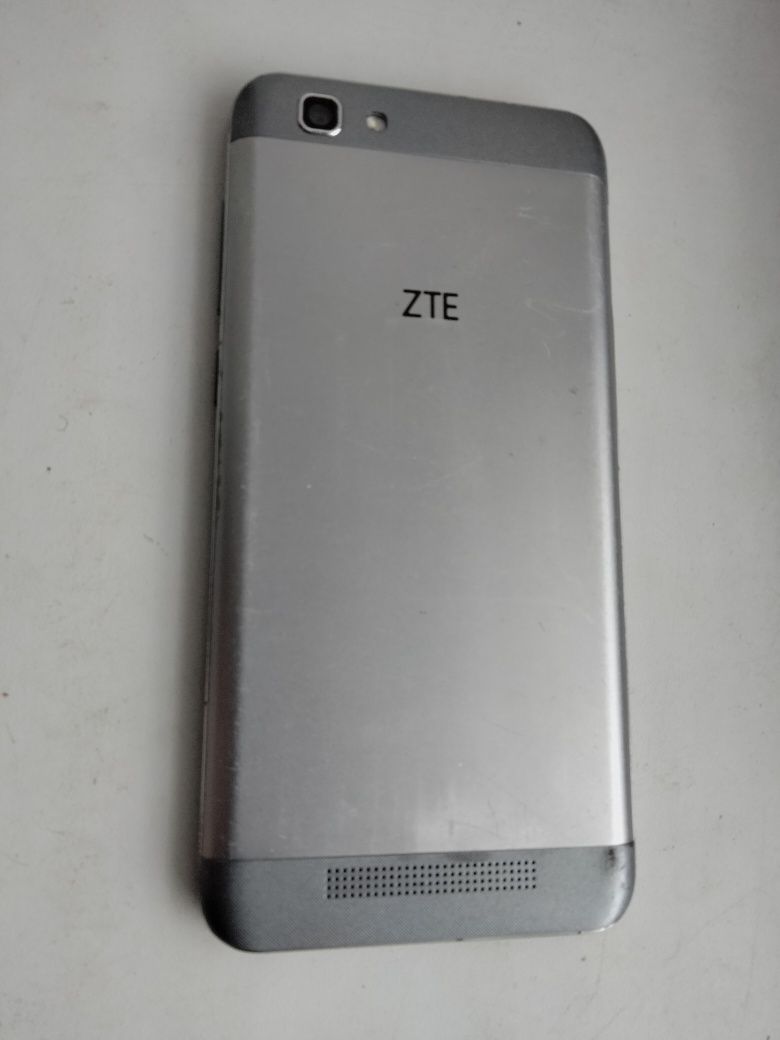 Смартфон ZTE BLADE A610 (батарея 4000 мАч)