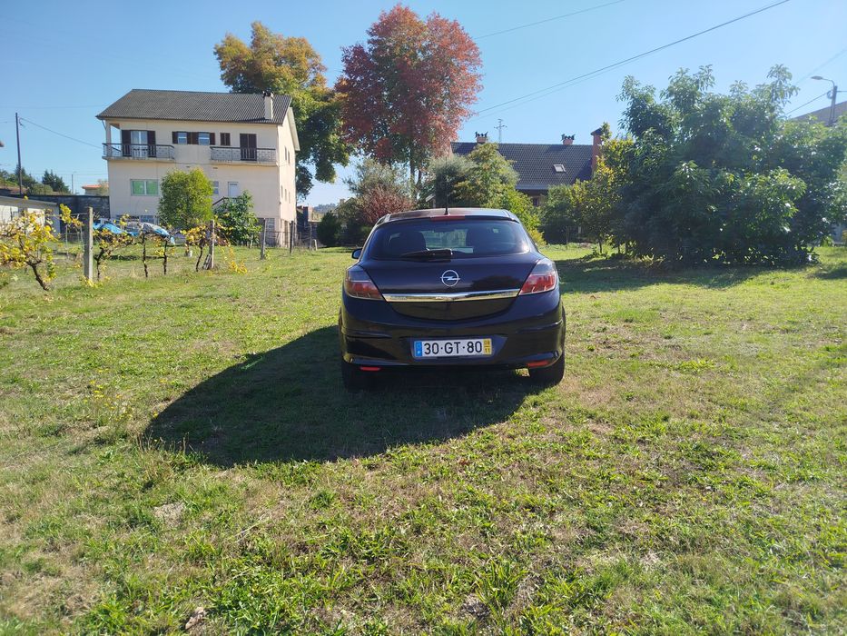 Opel Astra GTC 1.3 CDTI 90cv