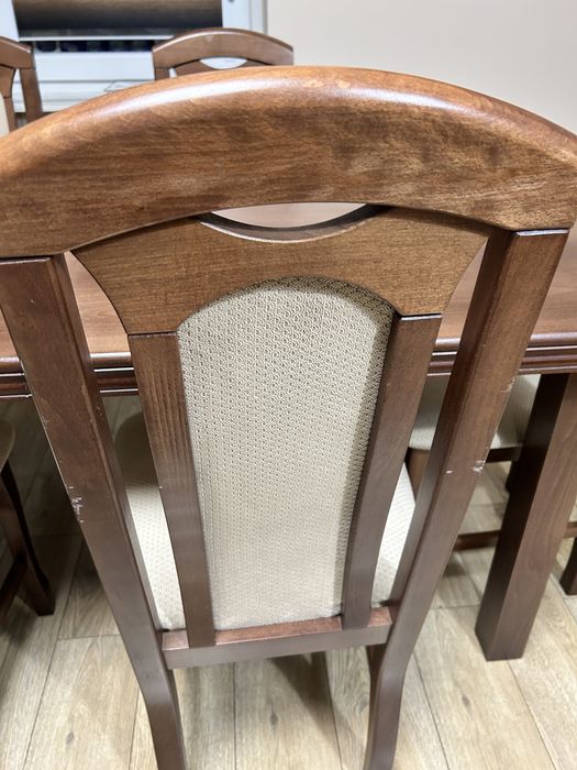 Stół z 6 krzesłami