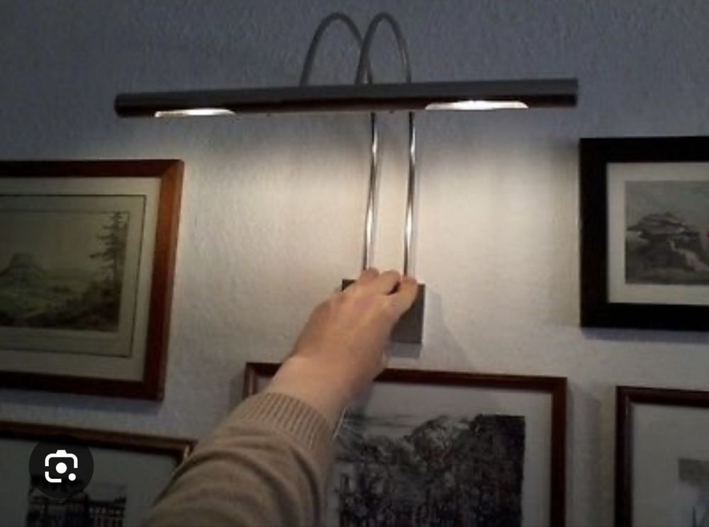 Nowa lampa ścienna IKEA nad obraz Piccola