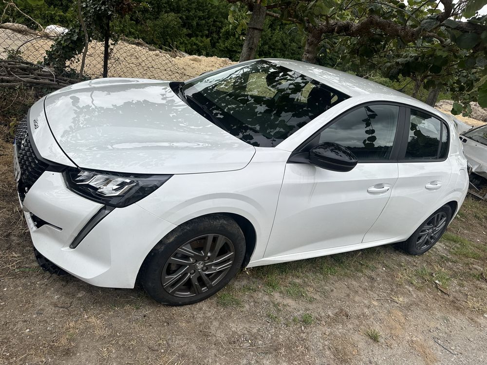 Peugeot 208  PureTech active 1.2 POUCOS KMS