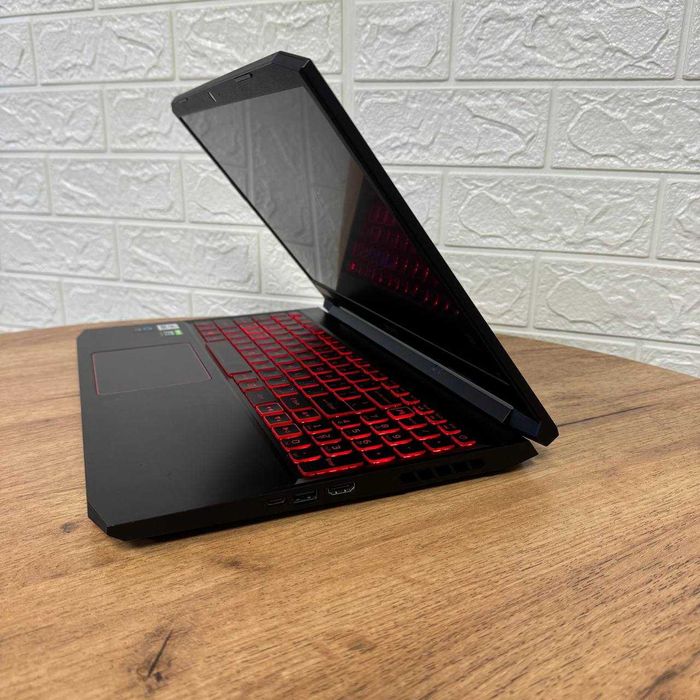 Acer Nitro 5 AN515-55  144Hz i5 10300H 16GB SSD 512GB RTX 3050