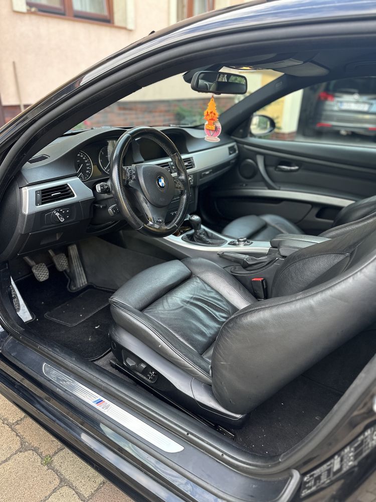 BMW seria 3 e92 320d manual
