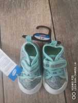 Buty chłopięce niemowlęce pepco r. 19