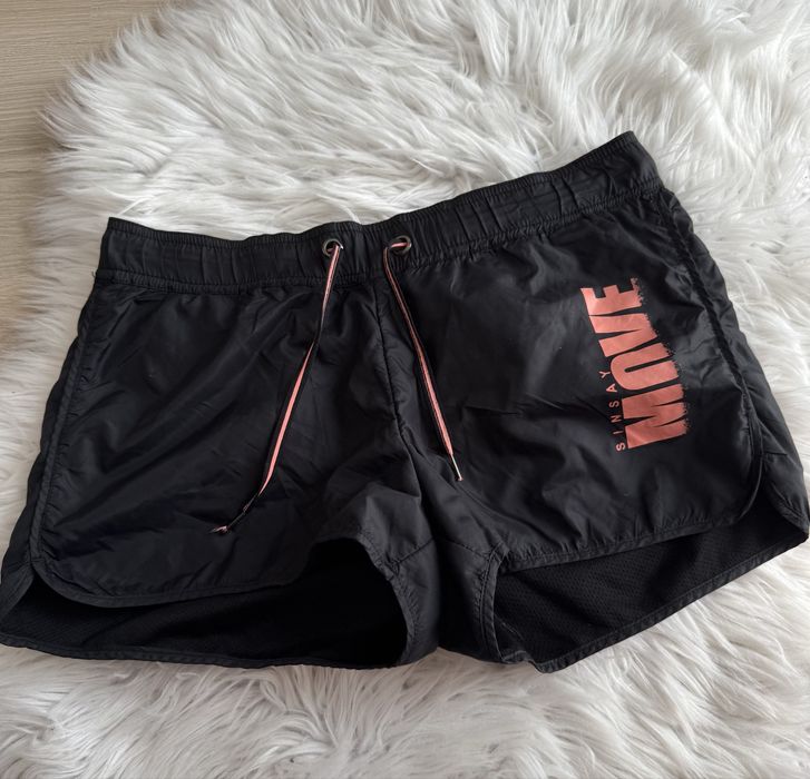 Hit! Zestaw ubrań damskich S w szalonej cenie!